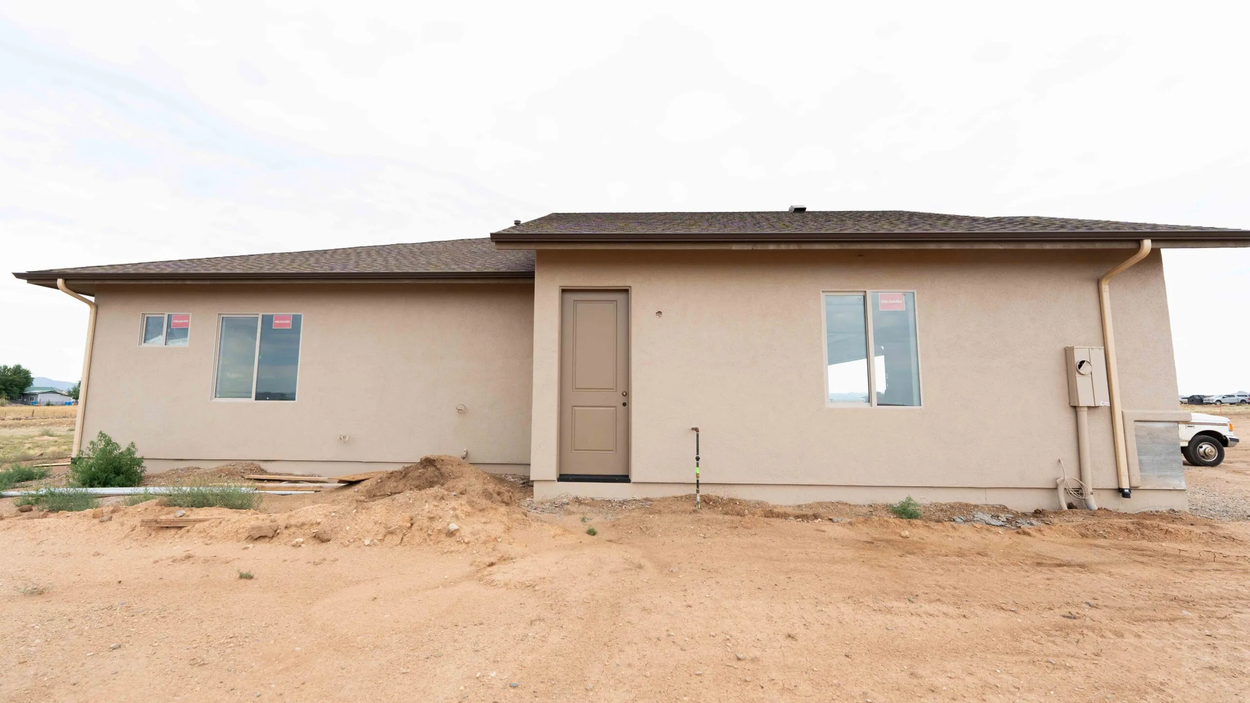 Chino Valley stucco home with tan finish
